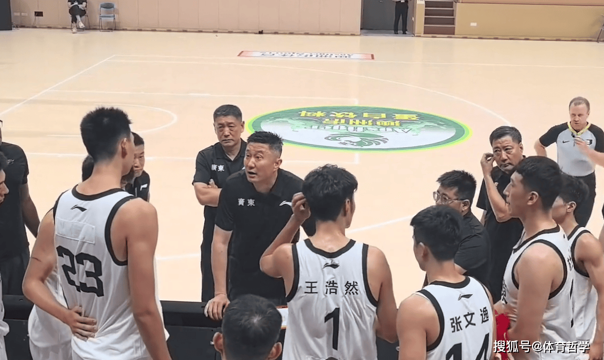 src, 中锋徐昕