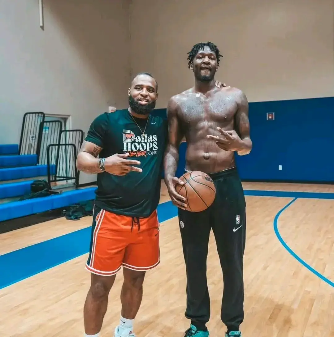 更衣室里永, yid