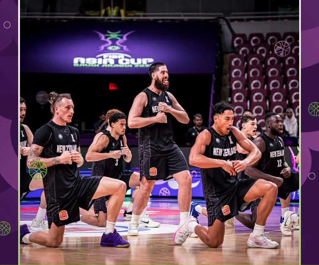 迎来半决赛, 定轮换肖恩