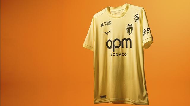 Daghe, 标志均以黑, 球衣的正面