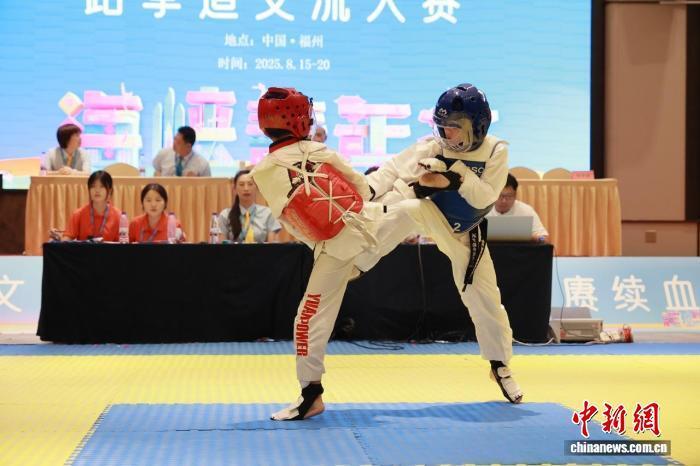 手齐聚赛场, 这一平台, 新朋友 手齐聚赛场, 这一平台, 新朋友