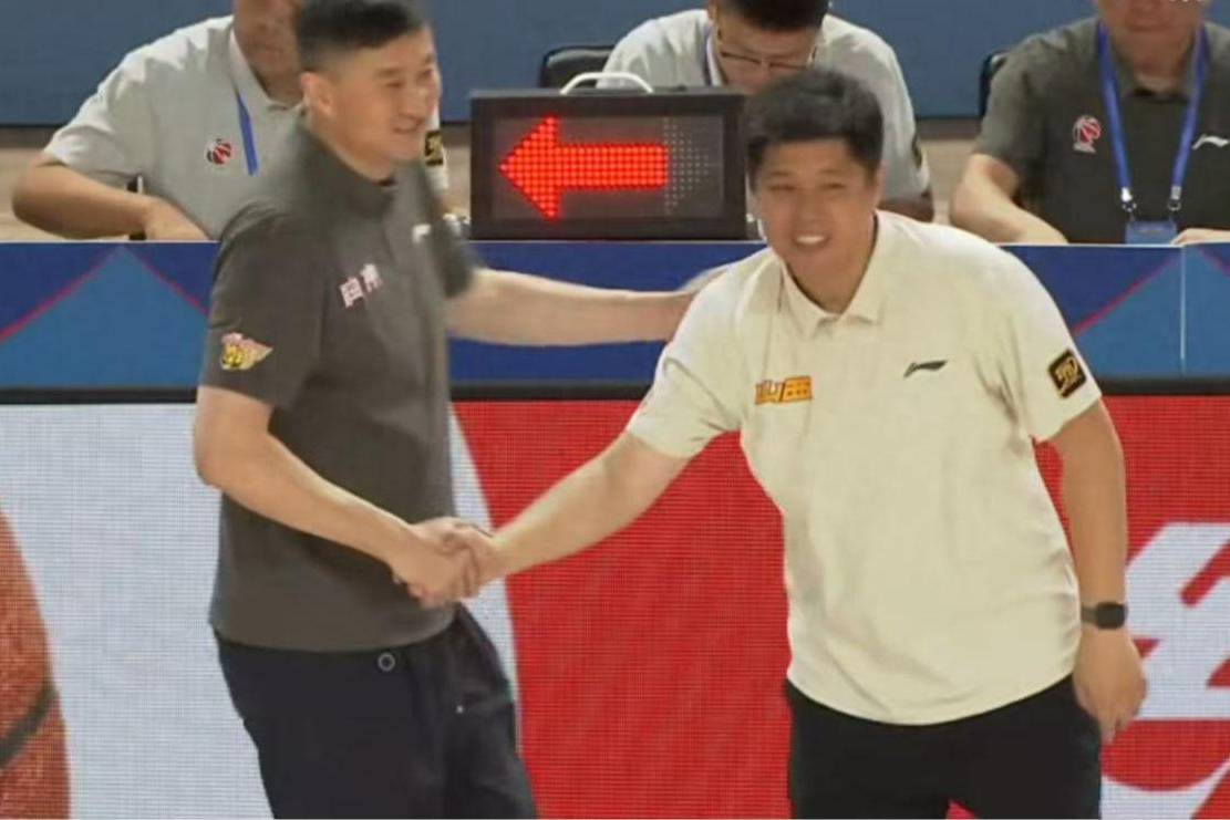 队内拥有多 队内拥有多