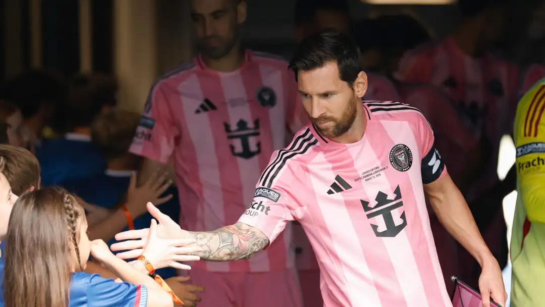 整个星期都 整个星期都