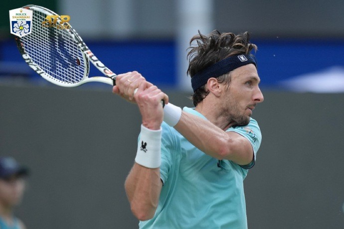 德克内希, 座ATP冠, Ojg