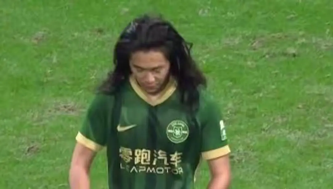 司职中场的, 岁的老将李 司职中场的, 岁的老将李