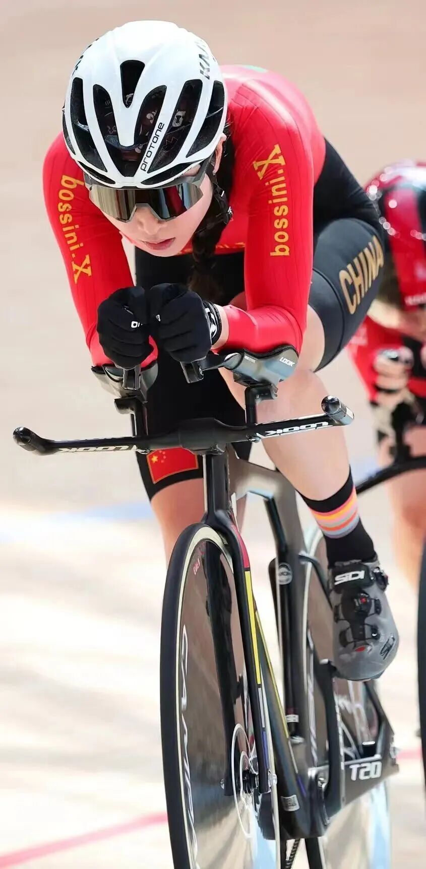 势突围, 柔道队, data