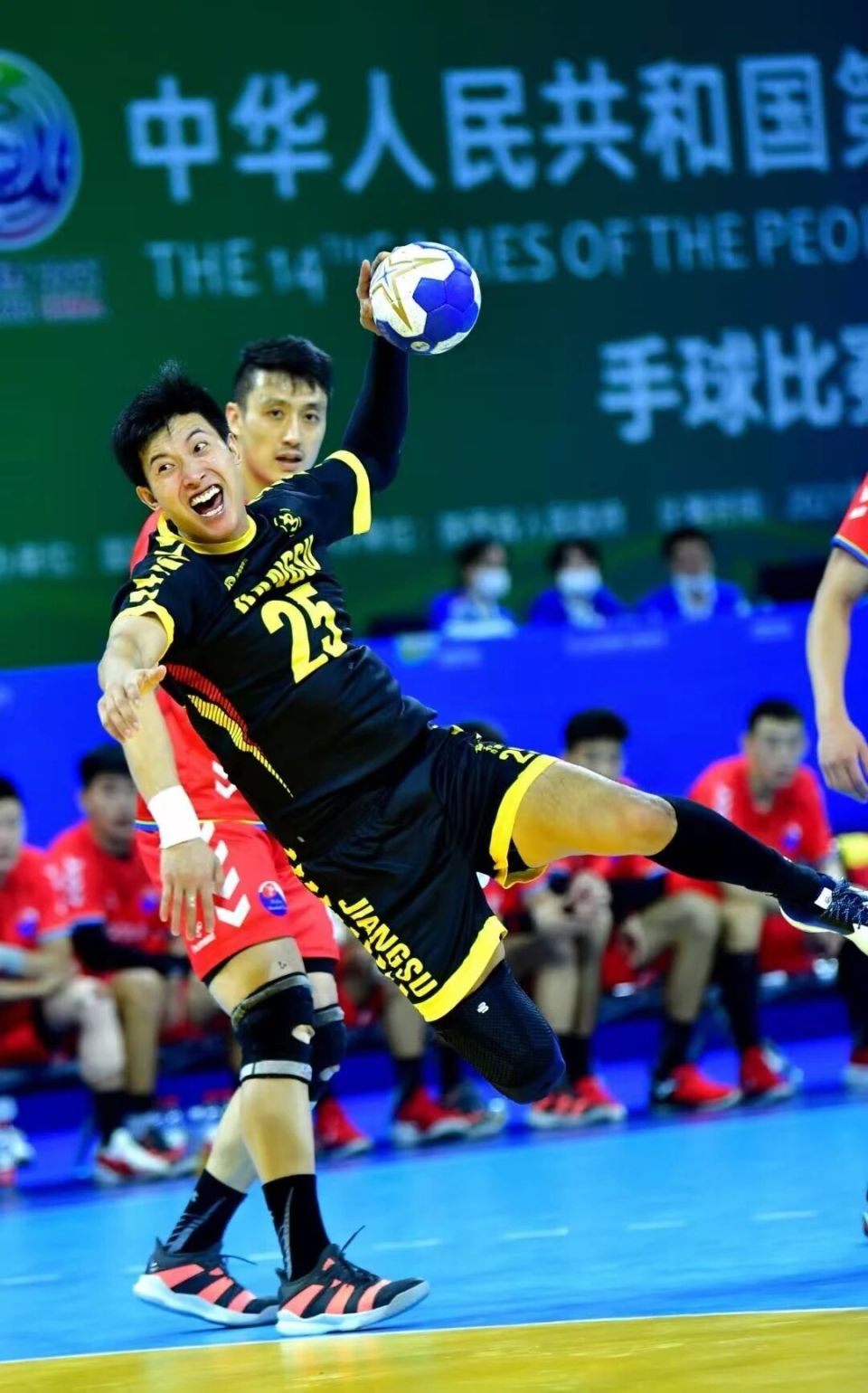 目中获得参, align